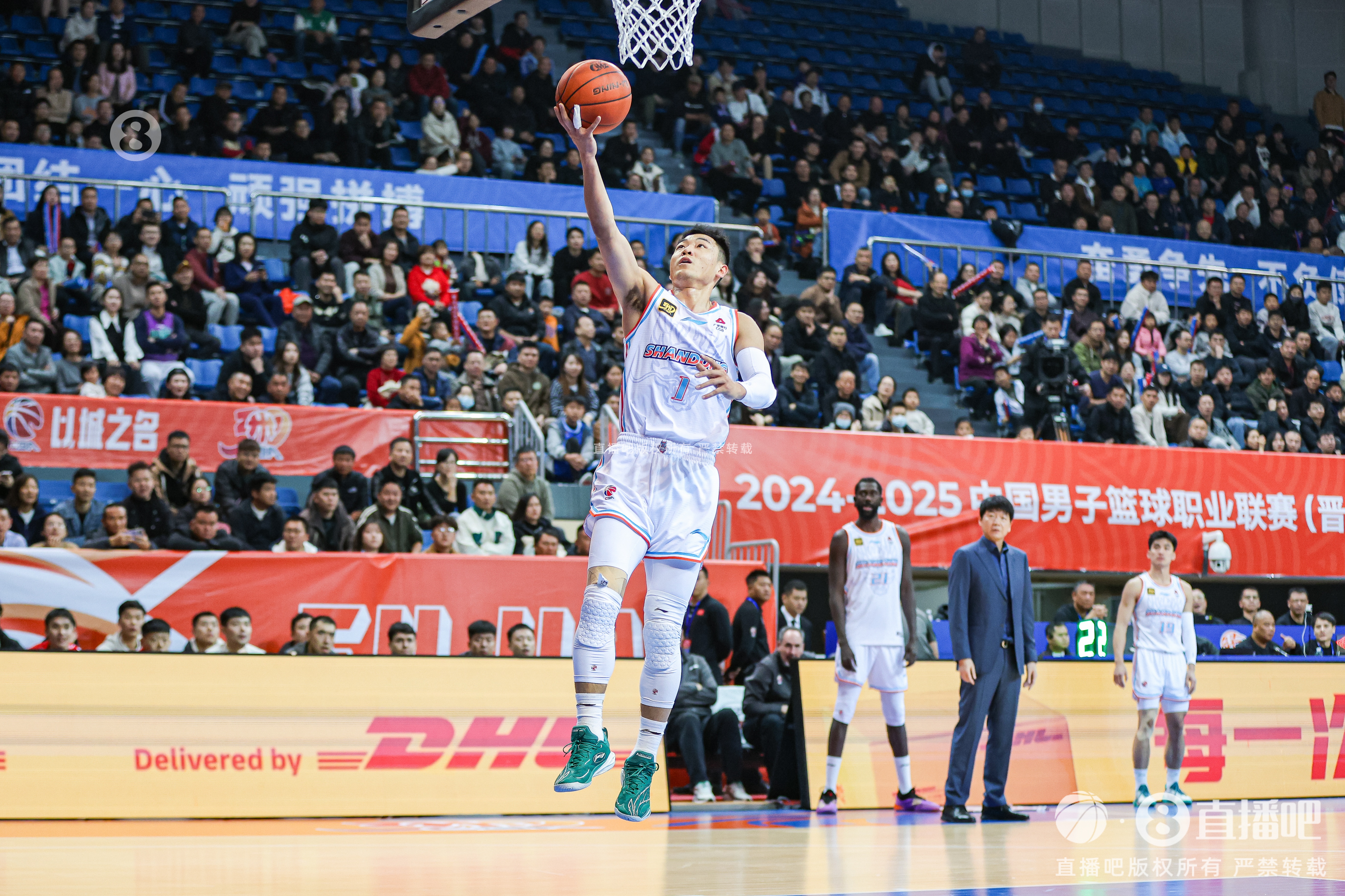里程碑！高诗岩逾越姚明 独居本土球员三双榜第2位