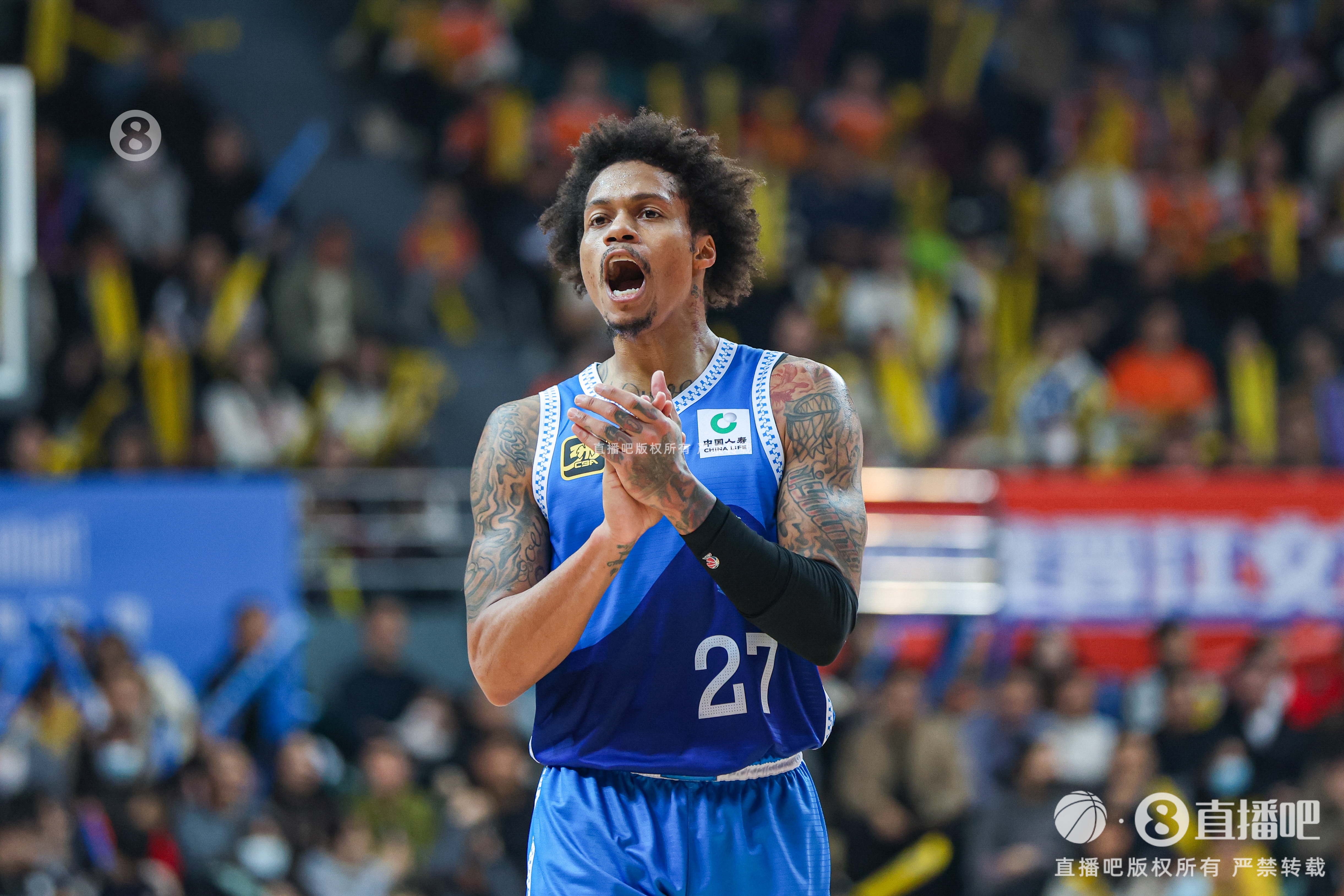 手感炸裂终成空砍！约瑟夫-杨进场40分钟27中20&三分9中5空砍54分
