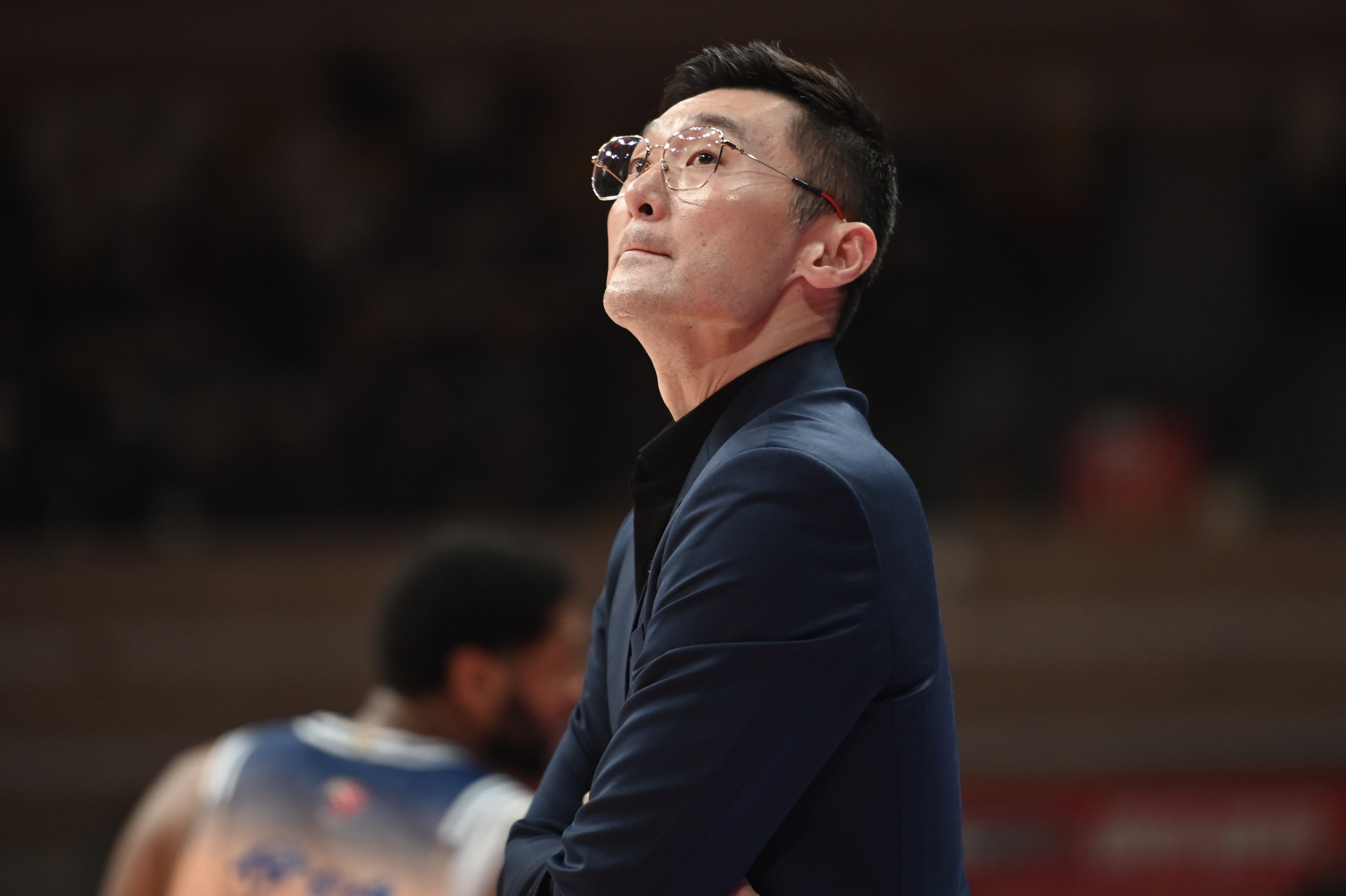 刘炜：我们掷中率太低&许多空篮都上不进 输球的责任都是教练的