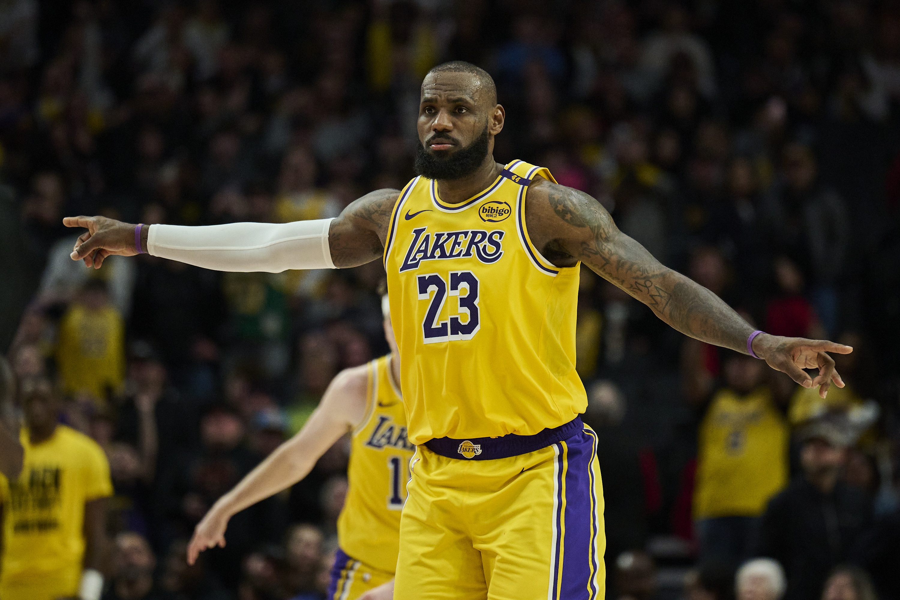 前NBA球员：詹姆斯是有史以来投入最多的运发动 后难有来者