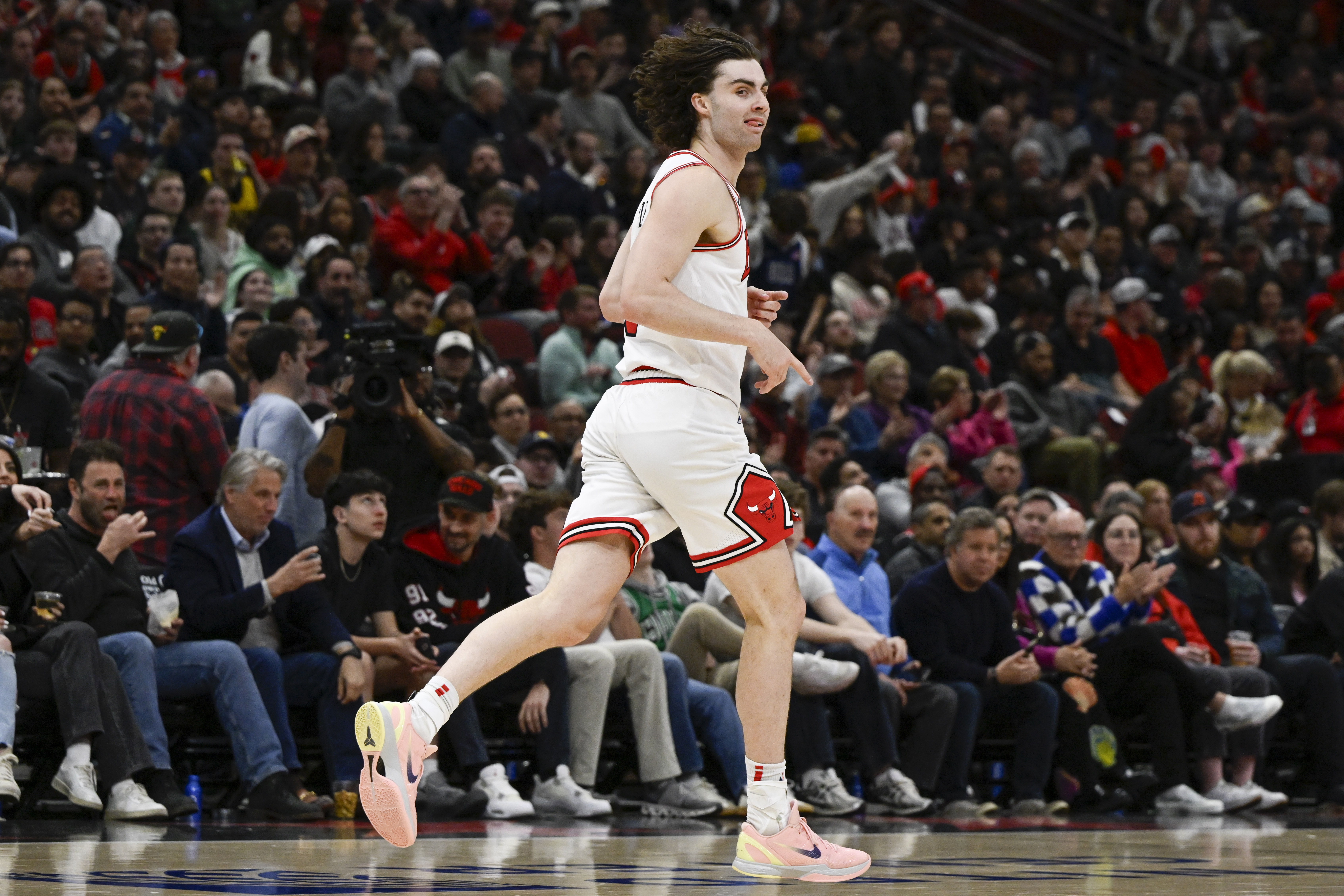 周全体现！基迪27分钟就砍下12+10+10的三双 生涯第15次